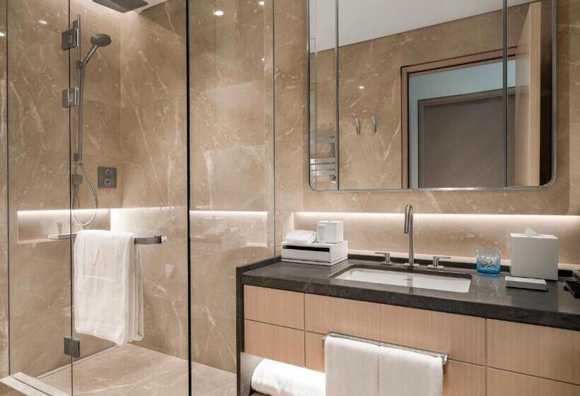 3 Bedroom Apartment Sea View