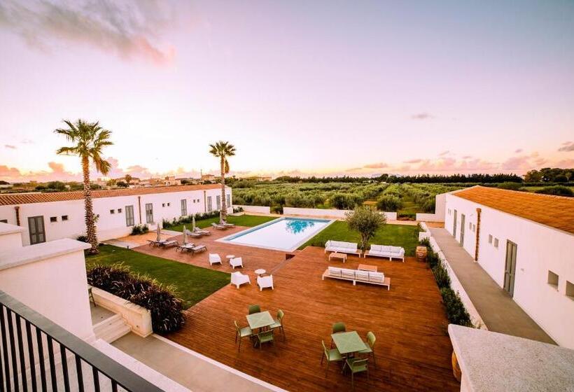 デラックスルーム, Baglio Custera