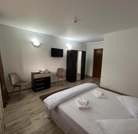 Номер Deluxe, Complex Zeus