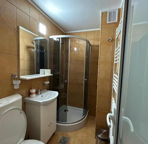 Номер Стандарт, Complex Zeus