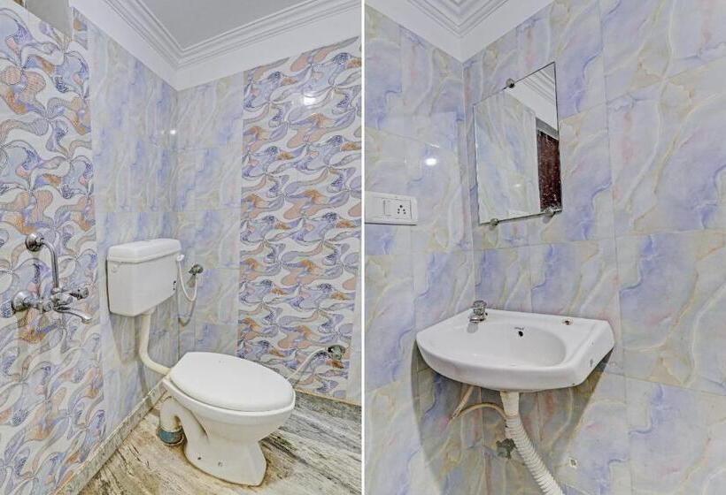 اتاق کلاسیک سه تخته, Flagship Dinesh Home Stay