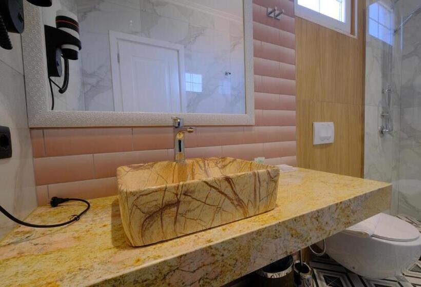 デラックススイート, Nolea Boutique