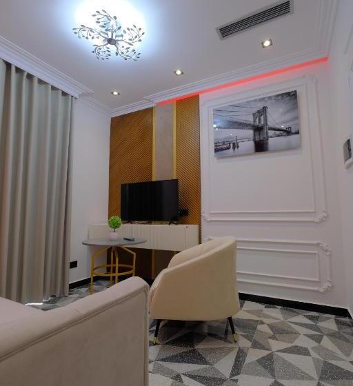 デラックススイート, Nolea Boutique