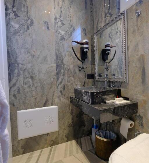 キングサイズベッドのスイートルーム, Nolea Boutique