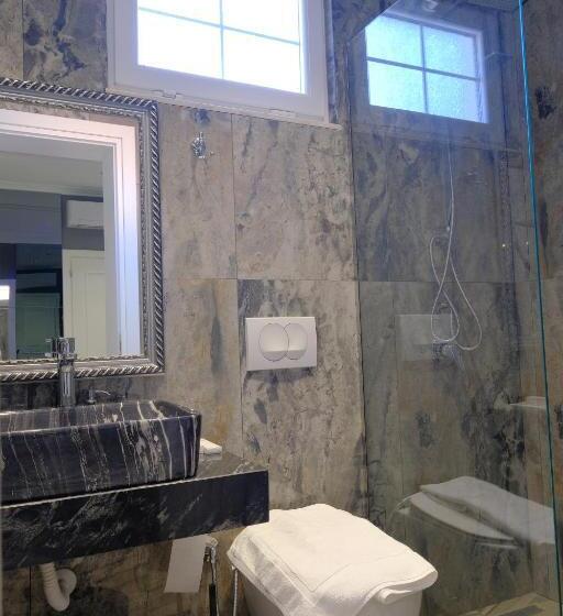 キングサイズベッドのスイートルーム, Nolea Boutique