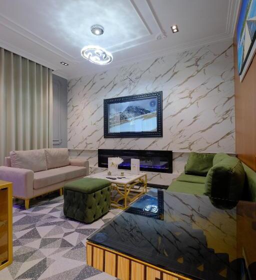 キングサイズベッドのスイートルーム, Nolea Boutique