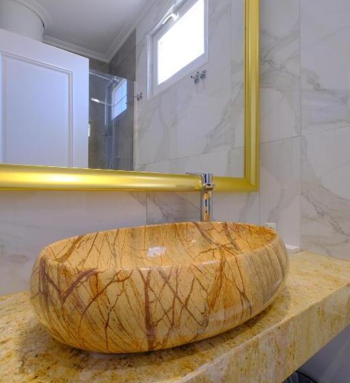 デラックスファミリールーム, Nolea Boutique