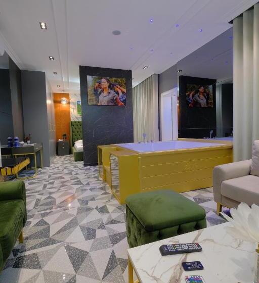 キングサイズベッドのスイートルーム, Nolea Boutique