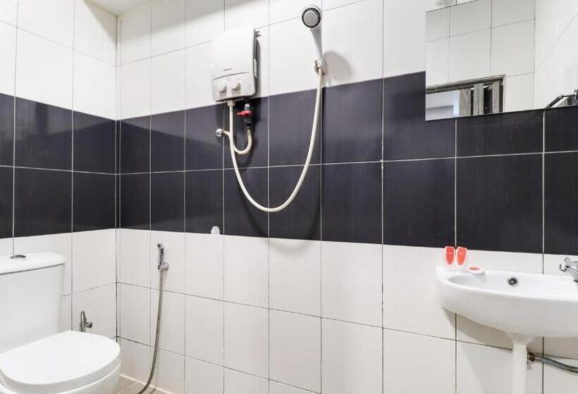 جناح عائلي, Oyo 89381 Moonnight