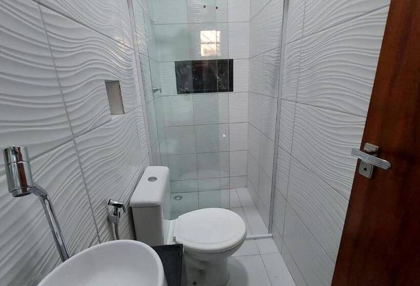 جناح ديلوكس, Pousada Bomfim