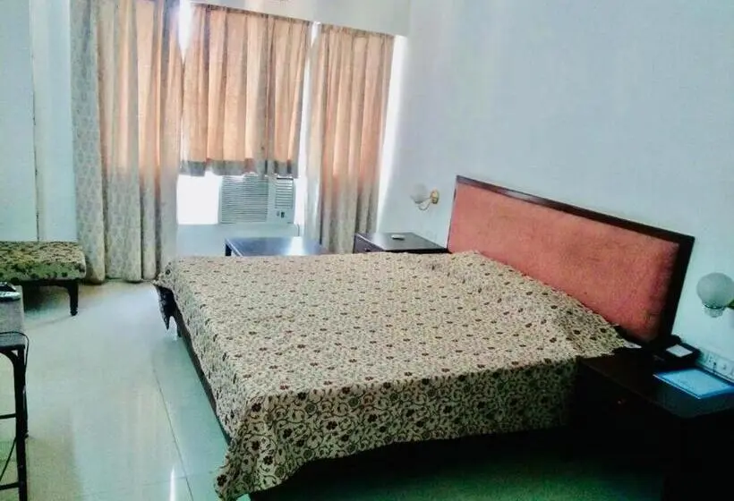 Executive-sviitti, Regency Bina