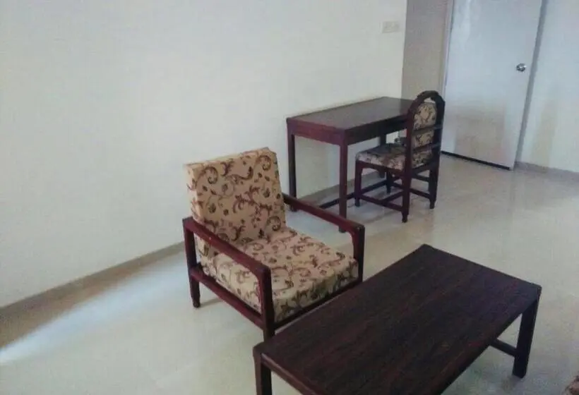Deluxe-huone, Regency Bina