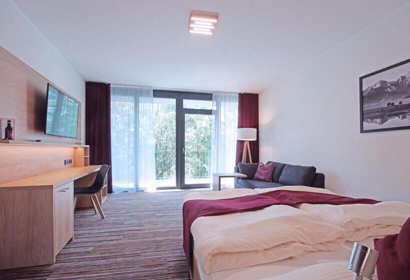 חדר דלוקס עם מרפסת, Soloplan City Resort