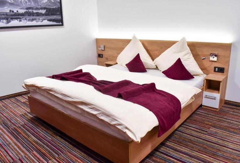 סוויטה עם מרפסת, Soloplan City Resort