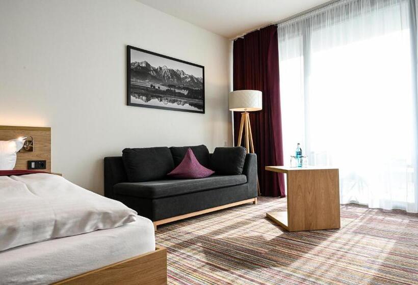 חדר סטנדרט מותאם לאדם עם מוגבלויות, Soloplan City Resort