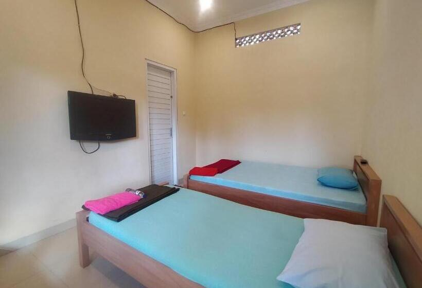 Standardrum, Villa Batu Tua Puncak Mitra Reddoorz