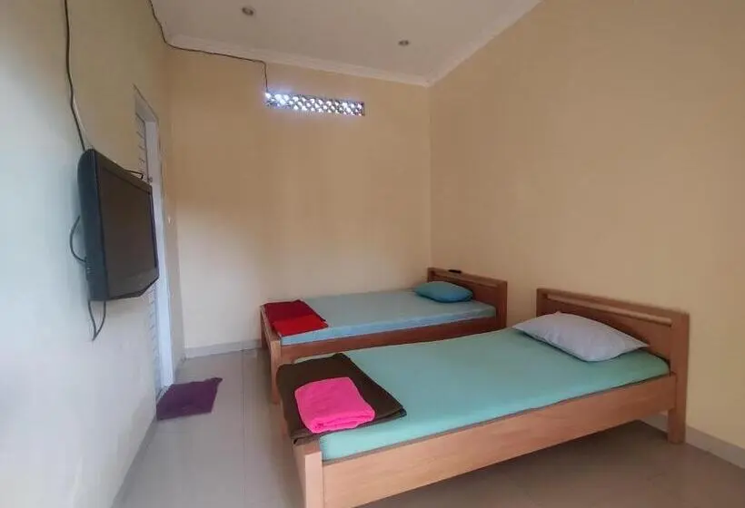 Standard-huone, Villa Batu Tua Puncak Mitra Reddoorz