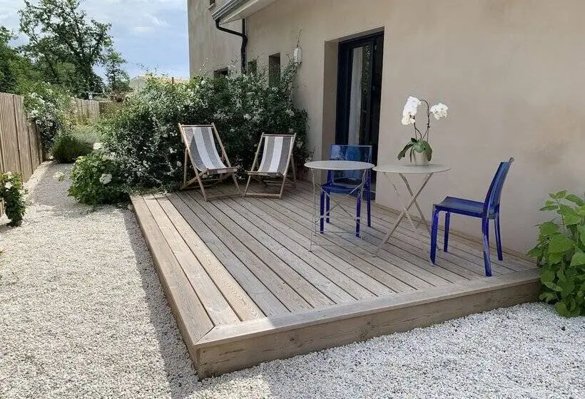 اتاق لوکس با چشم‌انداز باغ, La Maison Du Cotton   Gîte Bioclimatique