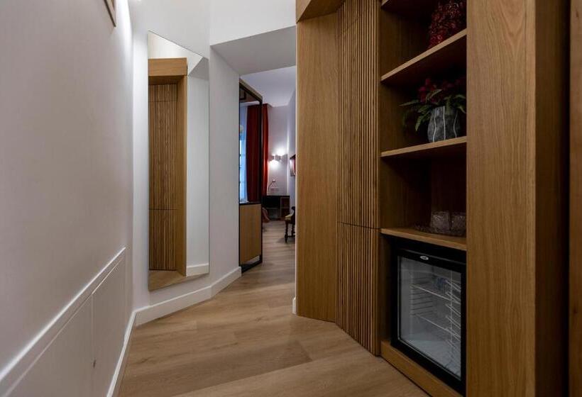 스탠다드 룸 킹사이즈 침대, Vespri Luxury Rooms & Suites