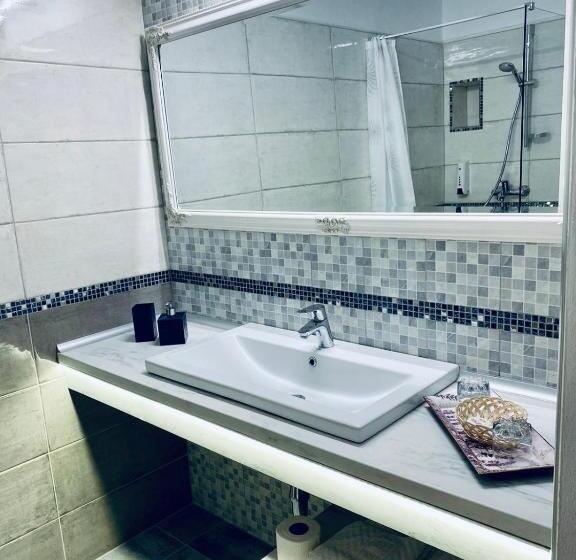 オーシャンビュースタンダードルームバルコニー付き, Vila Casa9