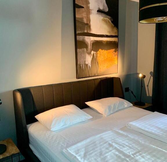 スーペリアスタジオ, Vila Casa9