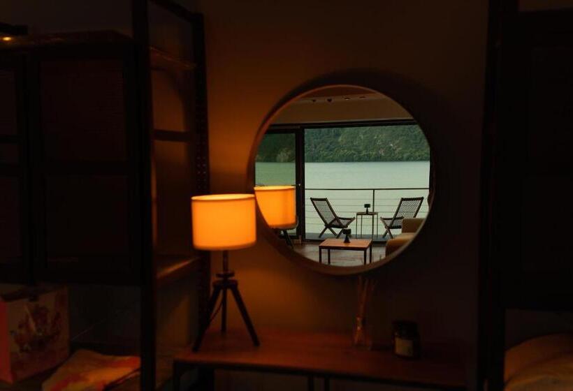 수피리어 스튜디오, Vila Casa9
