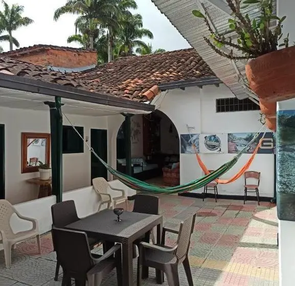バス共有のスタンダードルーム, Hostal Donde Jose