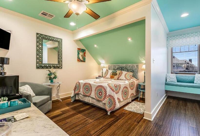 جناح مطلّ علي البحر, De La Bleau B&b