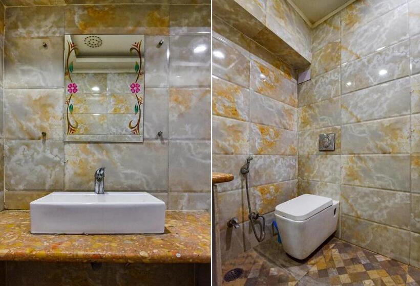 غرفة ديلوكس, Fabhotel Prime Surpin Palace