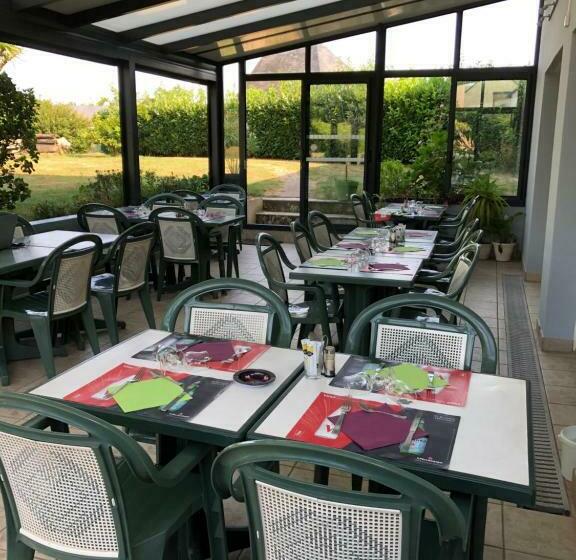 スタンダードトリプルルーム, Le Lobreont