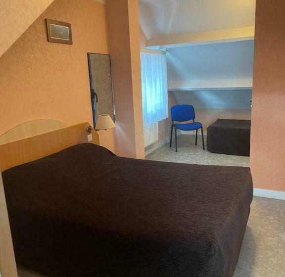 スタンダードトリプルルーム, Le Lobreont