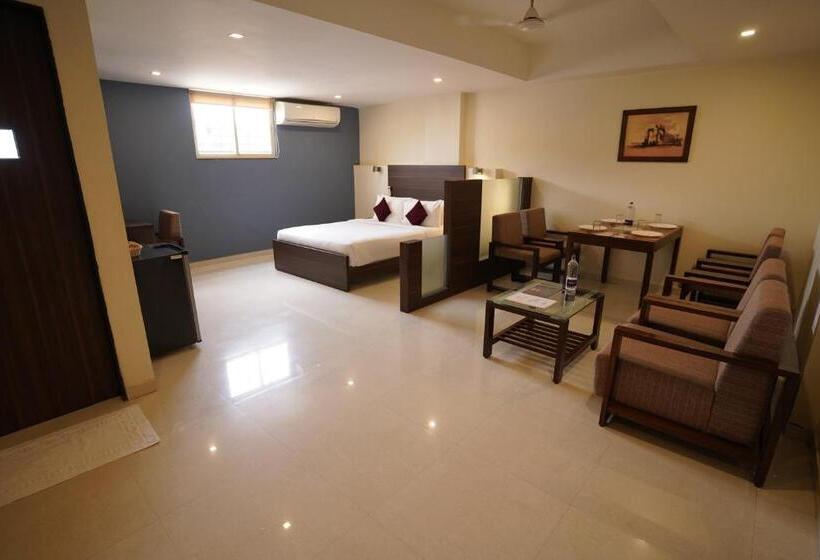 Полулюкс, Metropolis