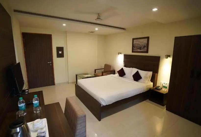Deluxe Room, Metropolis