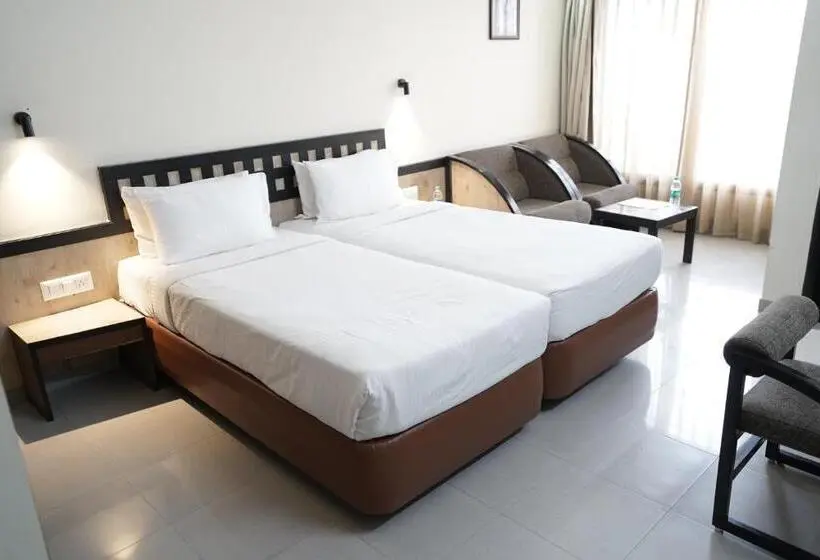 Standard Room, Metropolis