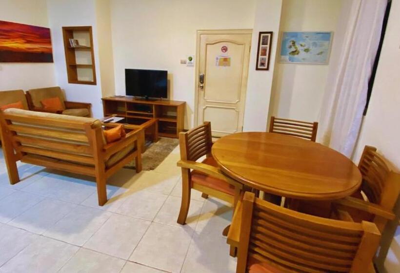 Városra Néző Suite, Torre Mar Galapagos Boutique Suites