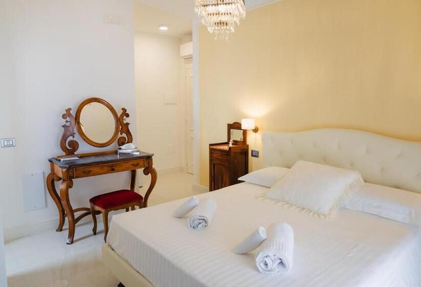 标准间带露台, Villa Eleonora Paestum