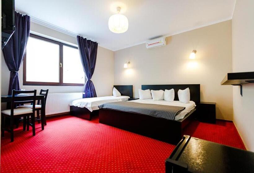 غرفة إقتصادية ثلاثية, Pensiunea Decebal Resort   Cazanele Dunarii