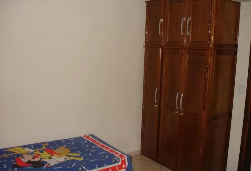 کلبه ییلاقی, Residencial Caminho Das Praias