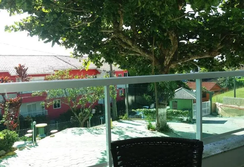 سوییت سوپریور, Residencial Caminho Das Praias
