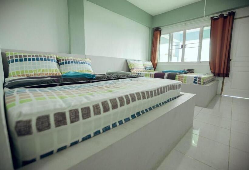 اتاق استاندارد چهار تخته, เขาค้อ กุหลาบแดง รีสอร์ท