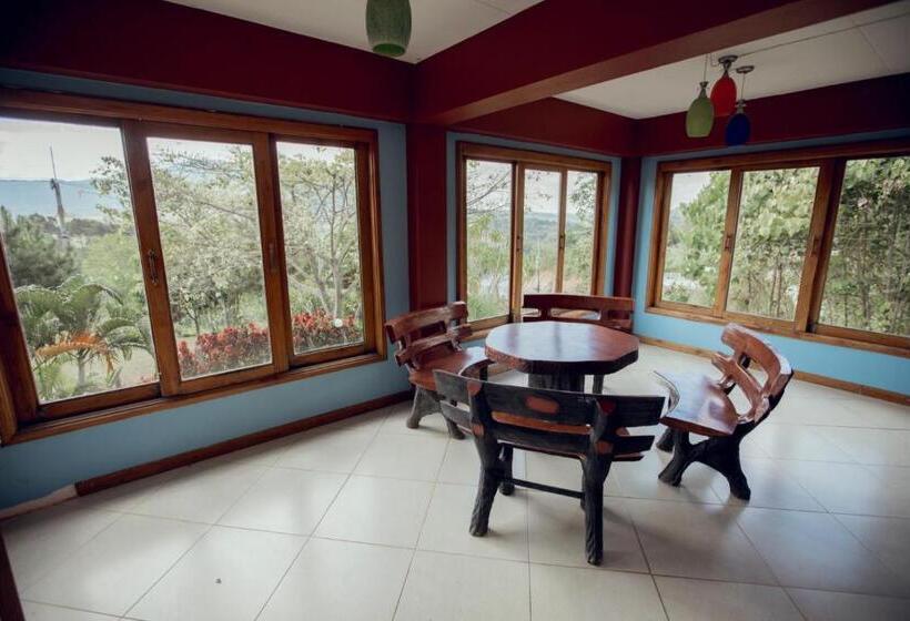 خانه 4 خوابه, เขาค้อ กุหลาบแดง รีสอร์ท