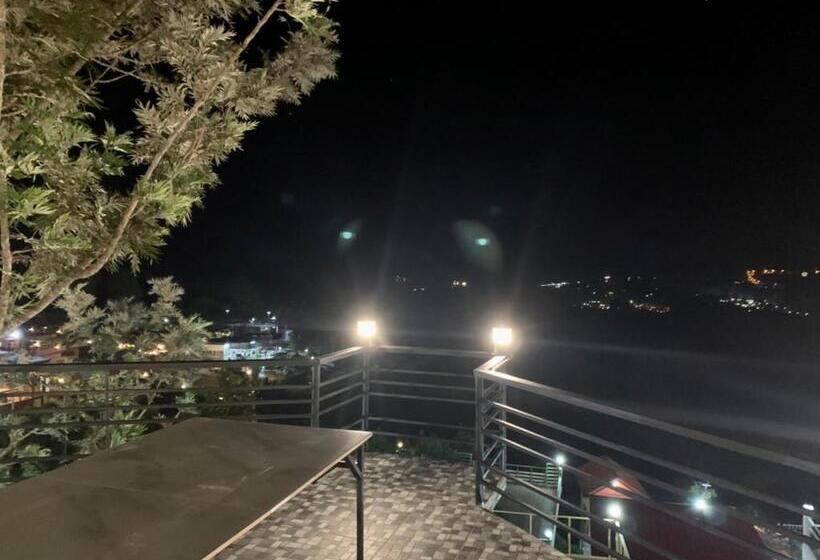 سوییت, เขาค้อ กุหลาบแดง รีสอร์ท