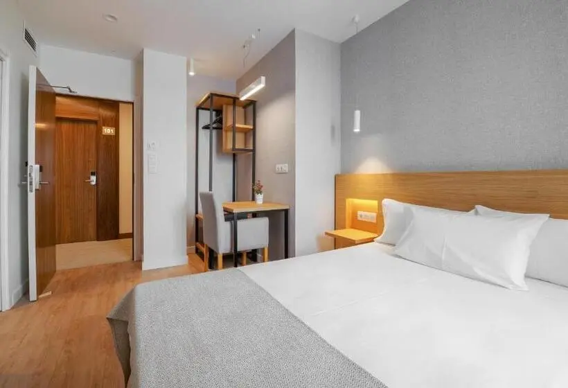 デラックスルーム, Condado Ourense
