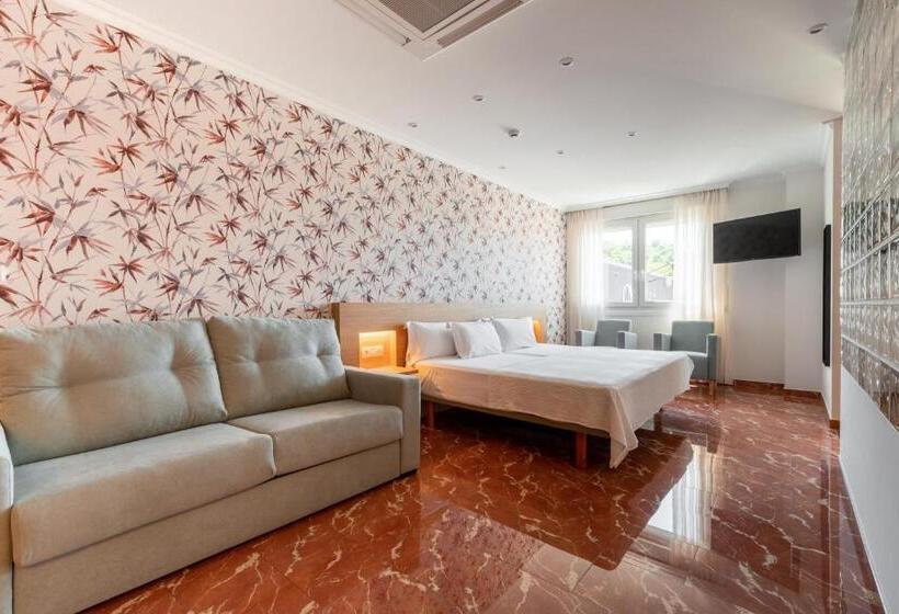 デラックススイート, Condado Ourense