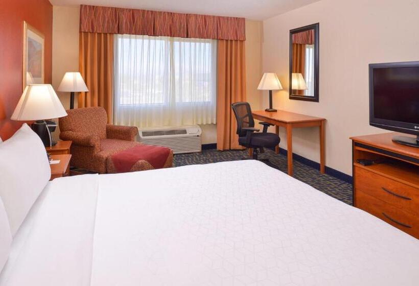 キングサイズベッドのスイートルーム, Holiday Inn Express & Suites Alamosa, An Ihg