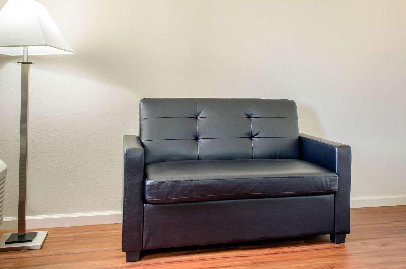 غرفة قياسية سرير كينج, Doubletree By Hilton Atlanta  Alpharetta