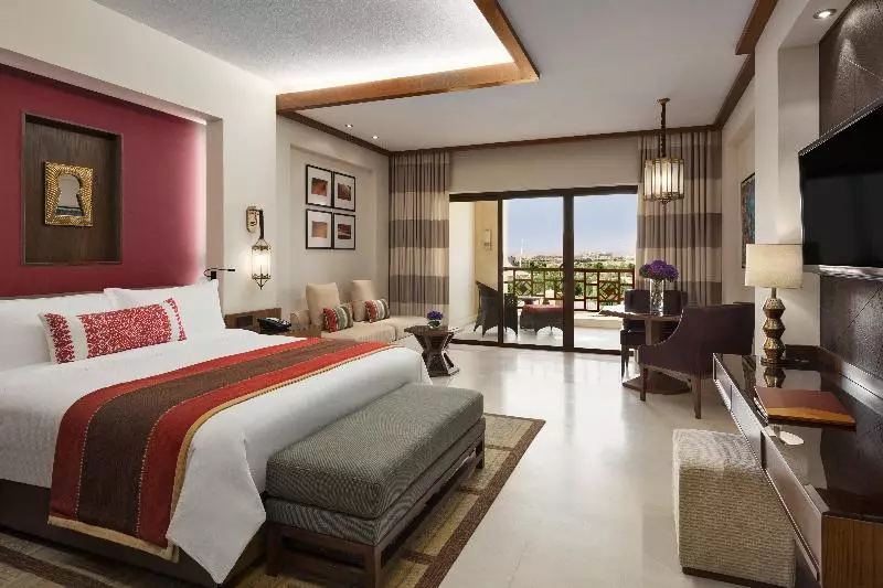 اتاق استاندارد با تخت بزرگ برای معلولان, Doubletree By Hilton  Sterling  Dulles Airport