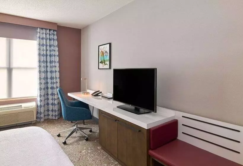 身障者適用スタンダードルーム, Hilton Garden Inn Bloomington