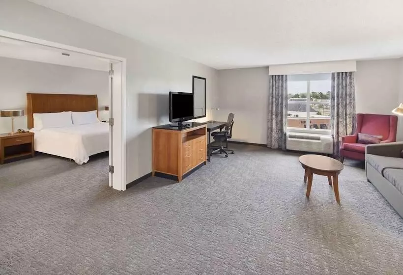 スイート, Hilton Garden Inn Jackson/madison