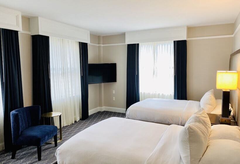 غرفه قياسيه سريرين مزدوجين, Hilton President Kansas City